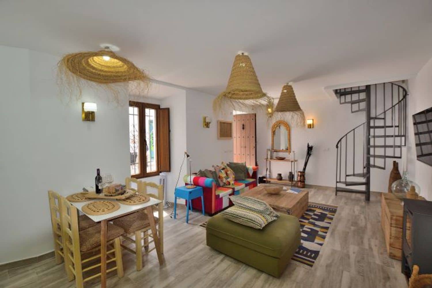 5 soverom Hus til salgs i Montejaque med garasje - € 159 000 (Ref: 8982013)