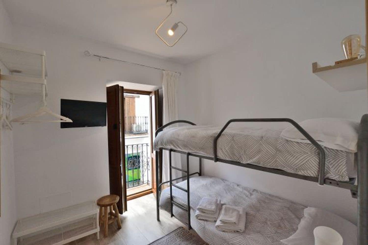 5 soverom Hus til salgs i Montejaque med garasje - € 159 000 (Ref: 8982013)