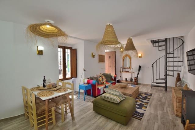 5 soverom Hus til salgs i Montejaque med garasje - € 159 000 (Ref: 8982013)