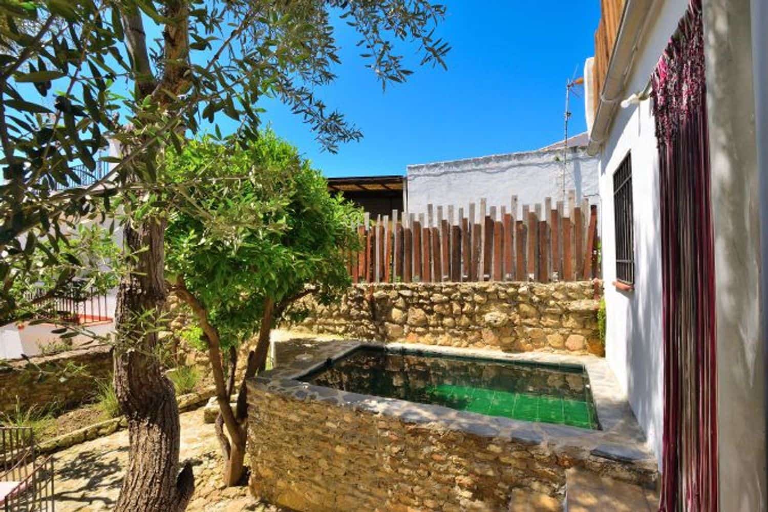 3 soverom Hus til salgs i Arriate med svømmebasseng garasje - € 149 500 (Ref: 8993550)