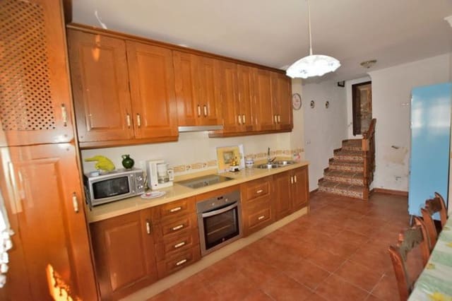 3 sovrum Hus till salu i Parauta med garage - 150 000 € (Ref: 9002822)