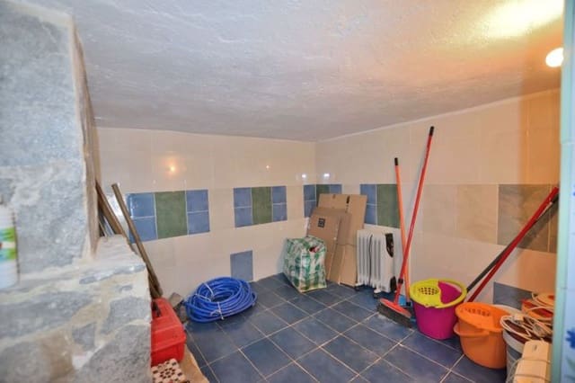 3 sovrum Hus till salu i Parauta med garage - 150 000 € (Ref: 9002822)