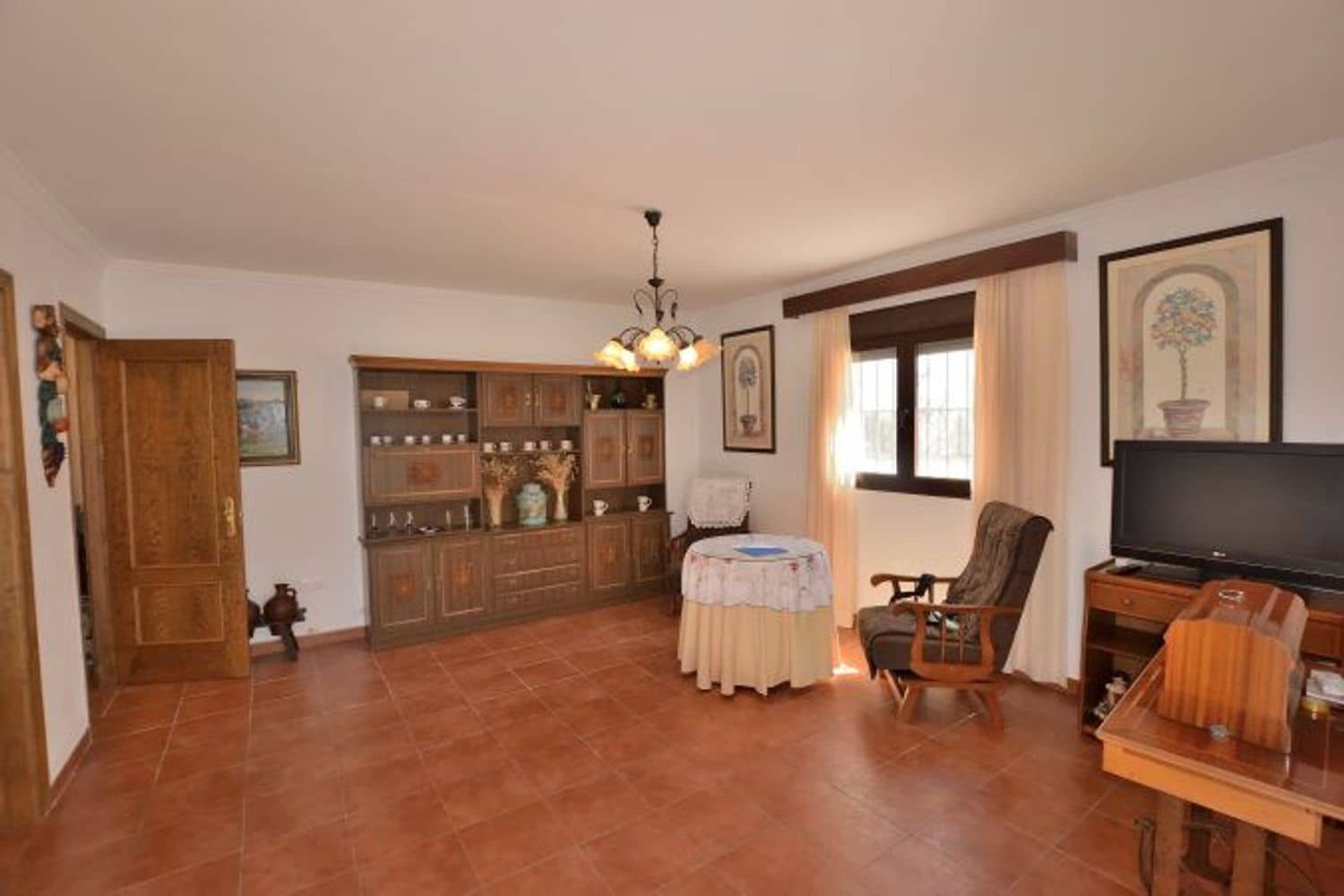 3 sypialnia Dom na sprzedaż w Parauta z garażem - 150 000 € (Ref: 9002822)