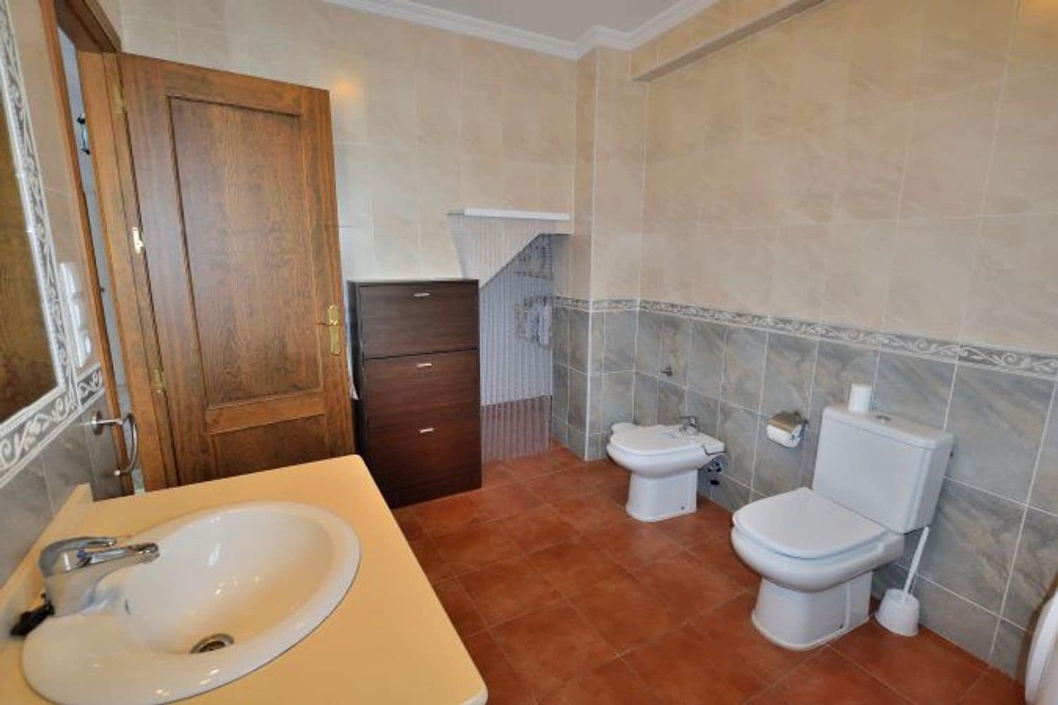 3 sypialnia Dom na sprzedaż w Parauta z garażem - 150 000 € (Ref: 9002822)