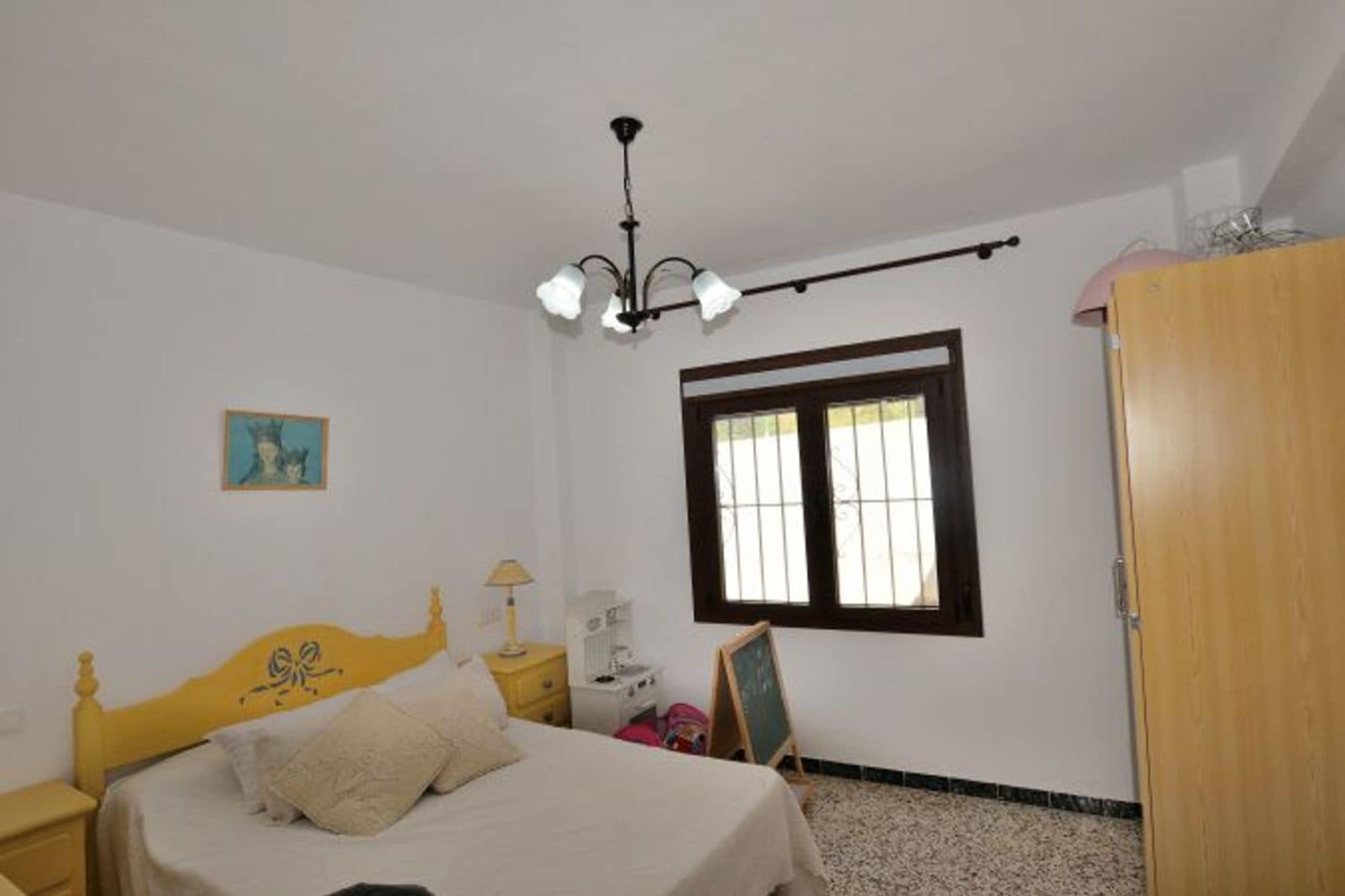 3 sypialnia Dom na sprzedaż w Parauta z garażem - 150 000 € (Ref: 9002822)