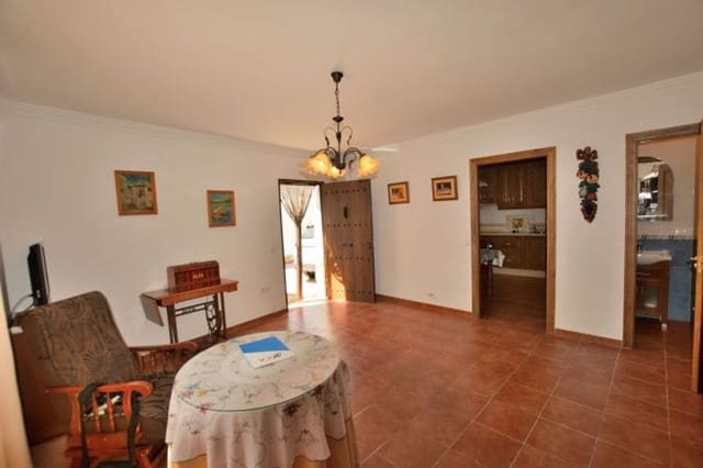 3 sovrum Hus till salu i Parauta med garage - 150 000 € (Ref: 9002822)