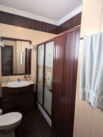 4 slaapkamer Appartement te koop in Olvera met garage - € 98.000 (Ref: 9016742)