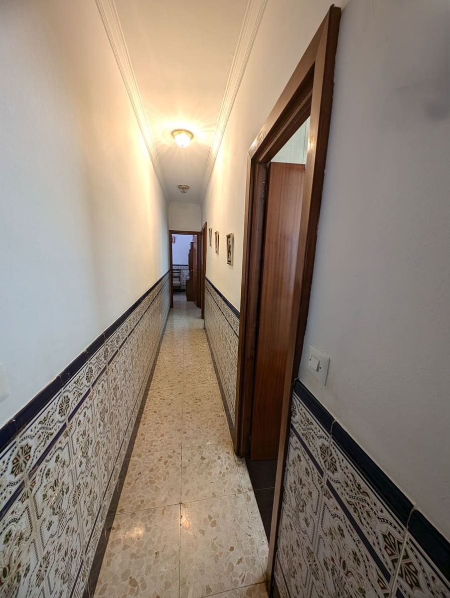 4 soveværelse Lejlighed til salg i Olvera med garage - € 98.000 (Ref: 9016742)