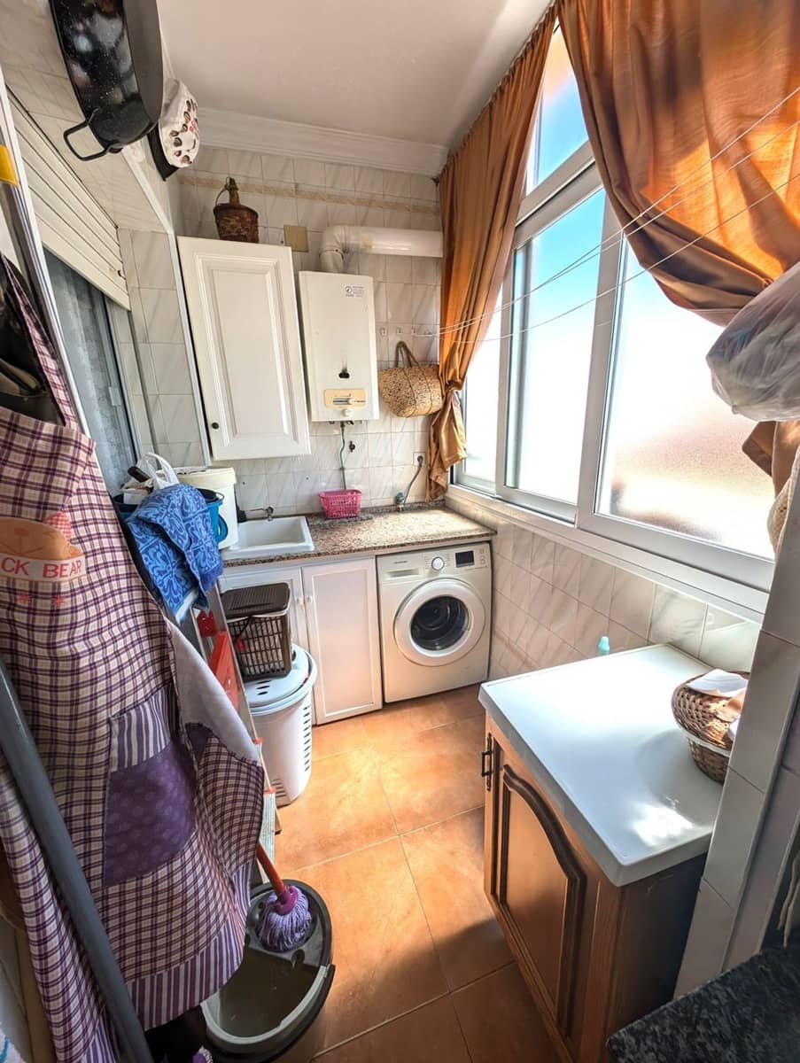 4 soveværelse Lejlighed til salg i Olvera med garage - € 98.000 (Ref: 9016742)