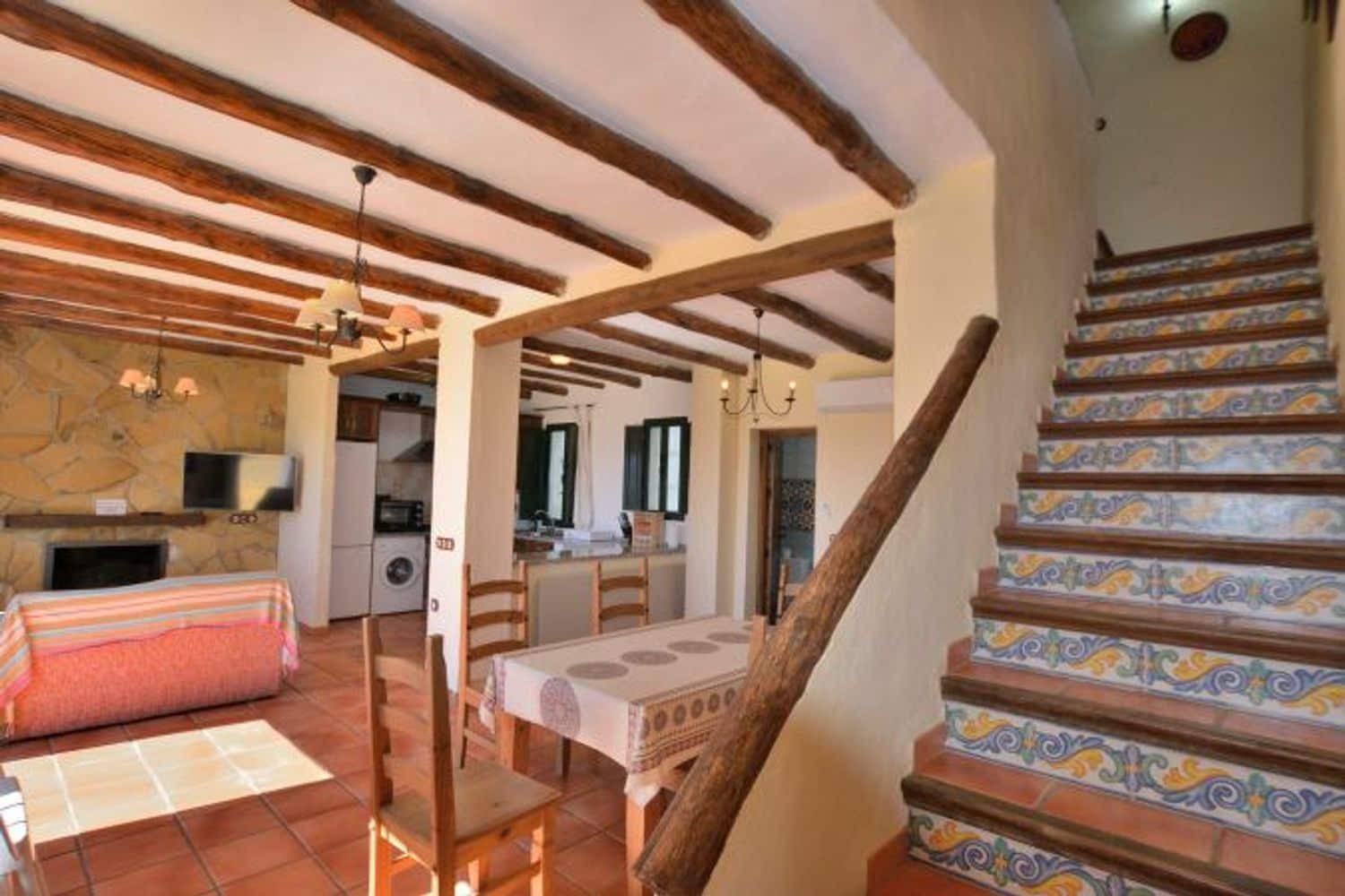 5 soveværelse Finca/Landehus til salg i Zahara de la Sierra med swimmingpool garage - € 470.000 (Ref: 9016743)