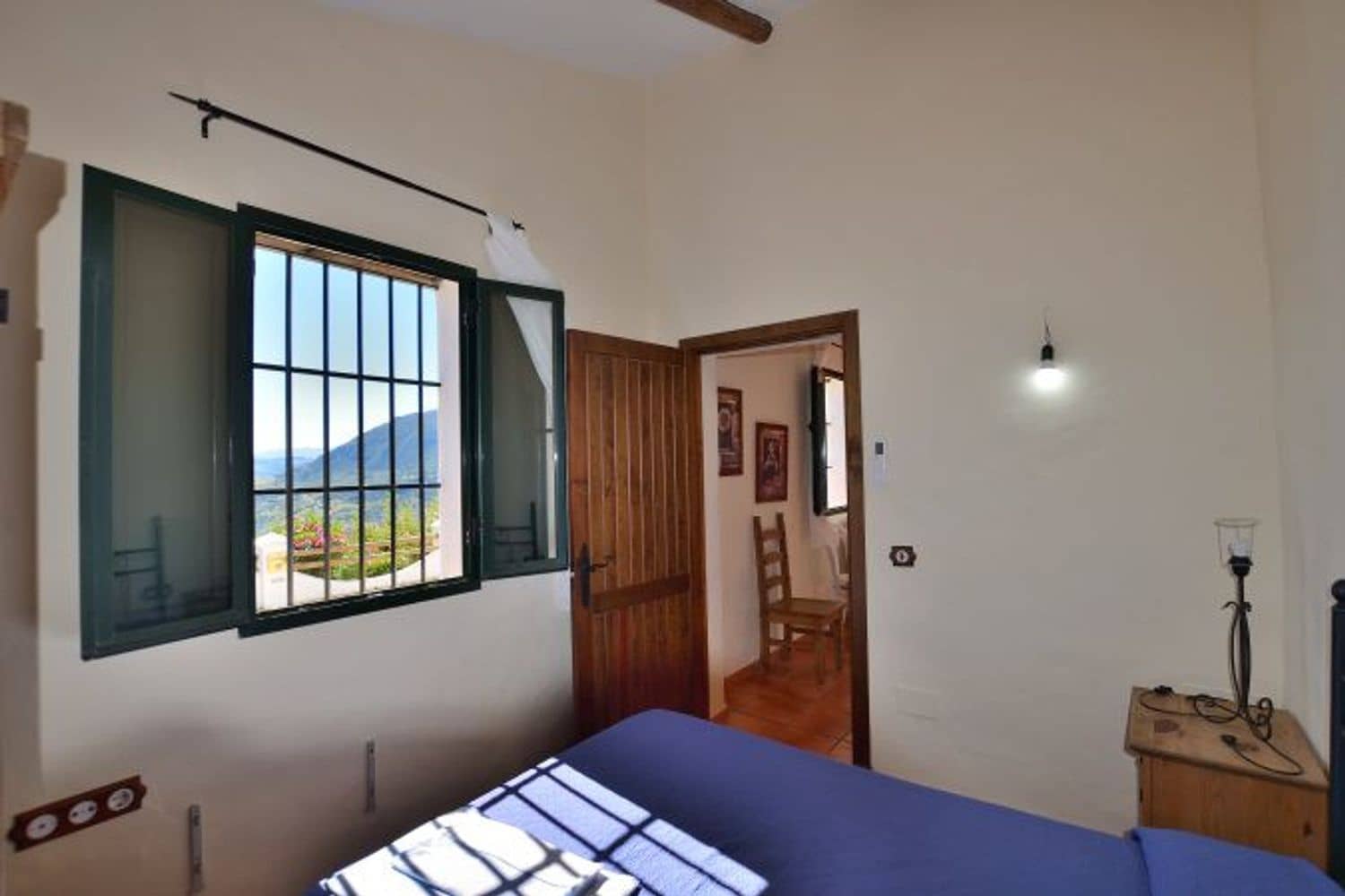 5 soveværelse Finca/Landehus til salg i Zahara de la Sierra med swimmingpool garage - € 470.000 (Ref: 9016743)