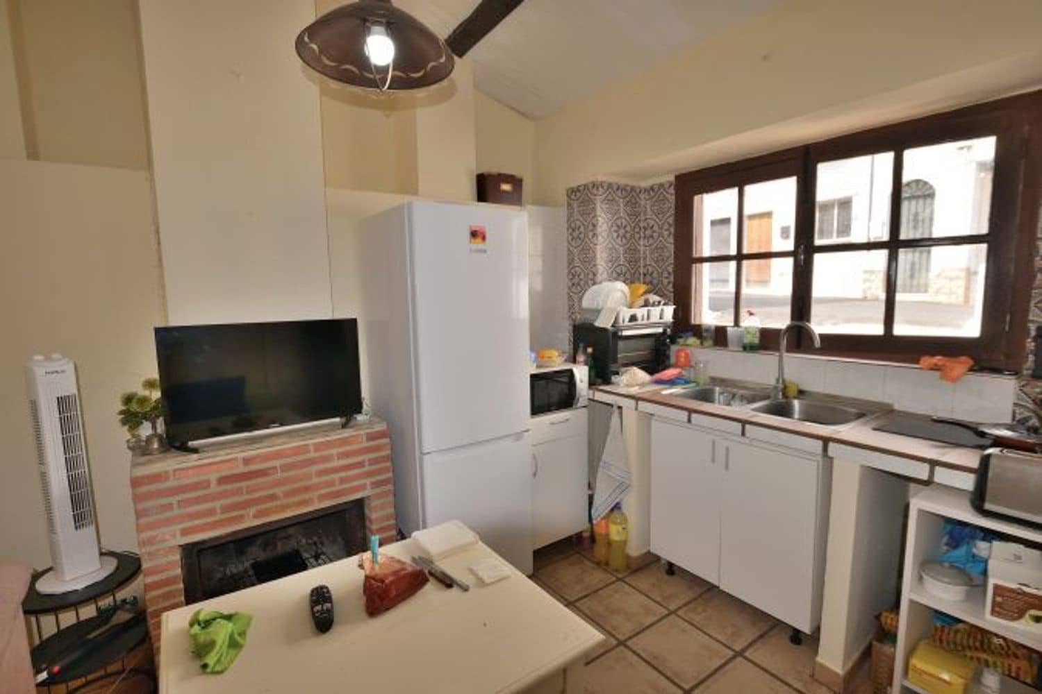 2 soveværelse Finca/Landehus til salg i Cortes de la Frontera med swimmingpool garage - € 92.000 (Ref: 9072946)