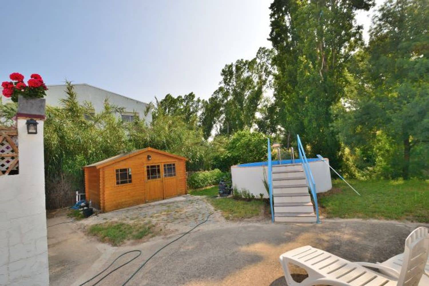 2 soveværelse Finca/Landehus til salg i Cortes de la Frontera med swimmingpool garage - € 92.000 (Ref: 9072946)