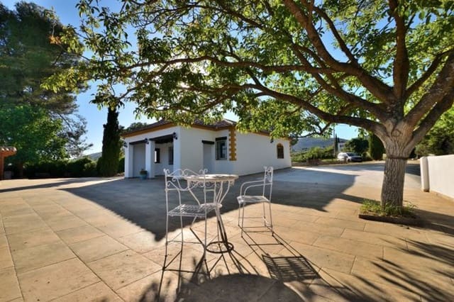 2 quarto Quinta/Casa Rural para venda em Arriate com piscina garagem - 350 000 € (Ref: 9072947)