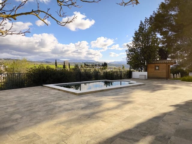 2 quarto Quinta/Casa Rural para venda em Arriate com piscina garagem - 350 000 € (Ref: 9072947)