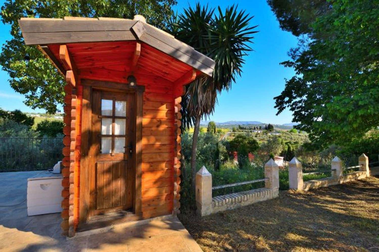 2 bedroom Finca/Country House for sale in Arriate with pool garage - € 350,000 (Ref: 9072947)