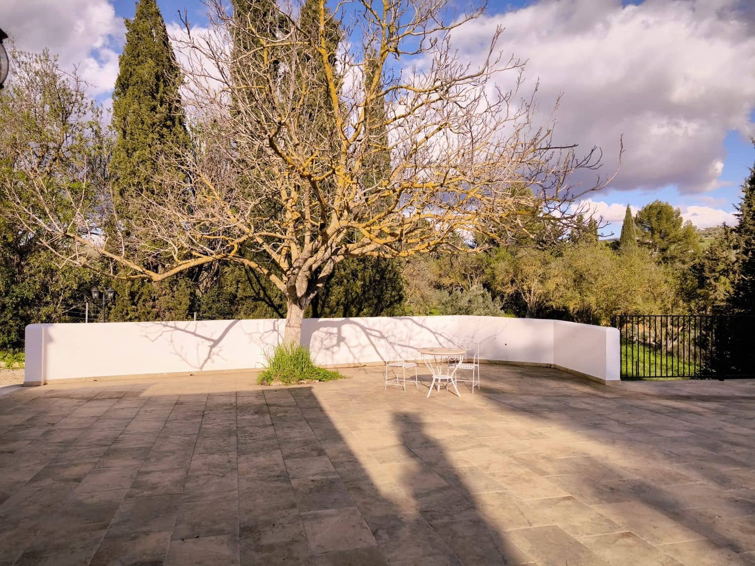 2 bedroom Finca/Country House for sale in Arriate with pool garage - € 350,000 (Ref: 9072947)