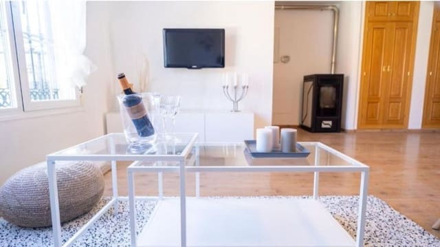 3 sypialnia Dom do wynajęcia w Ronda z basenem garażem - 900 € (Ref: 9074654)