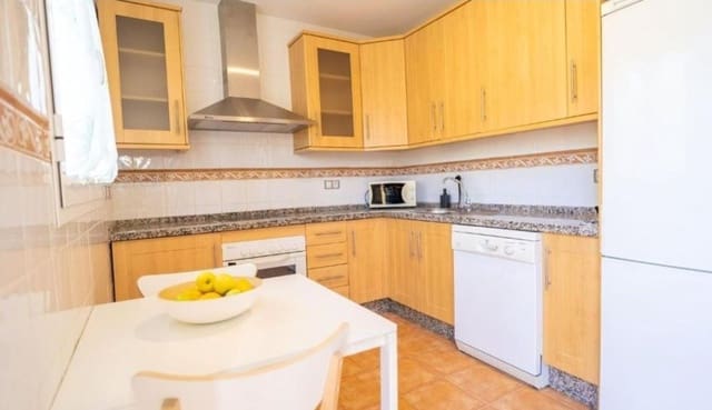 3 sypialnia Dom do wynajęcia w Ronda z basenem garażem - 900 € (Ref: 9074654)