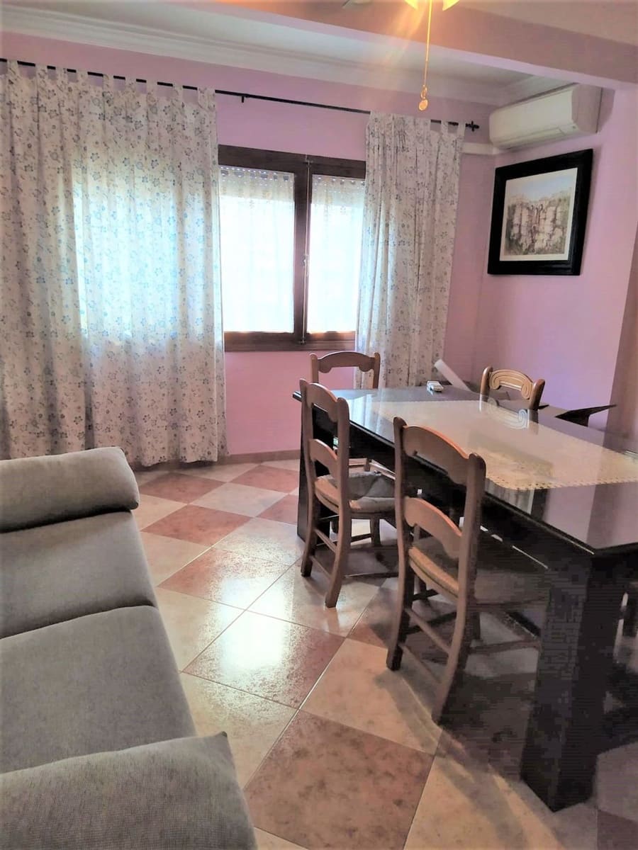 2 quarto Apartamento para arrendar em Ronda com garagem - 550 € (Ref: 9075669)