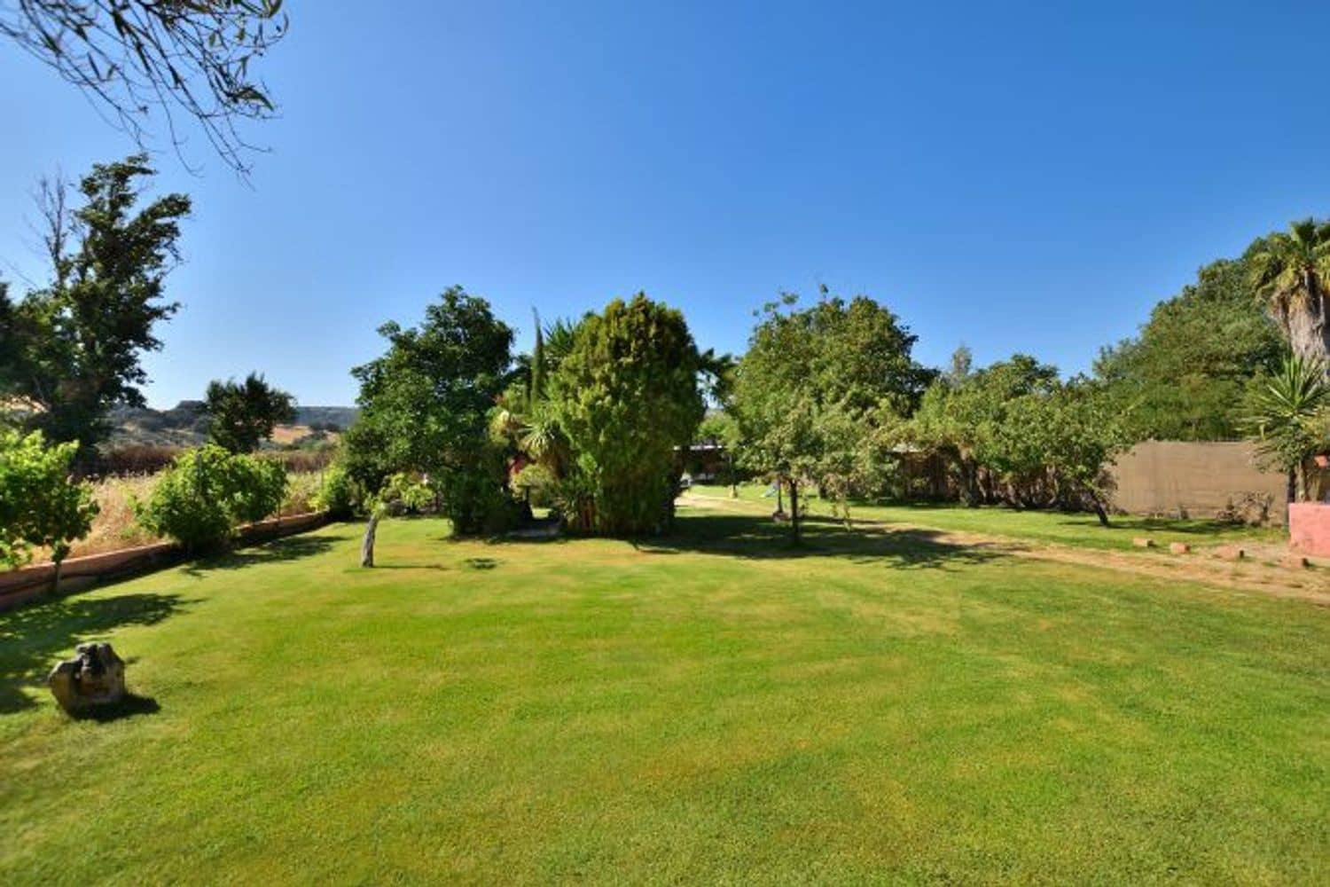 3 soveværelse Finca/Landehus til salg i Benaojan med swimmingpool garage - € 230.000 (Ref: 9101871)