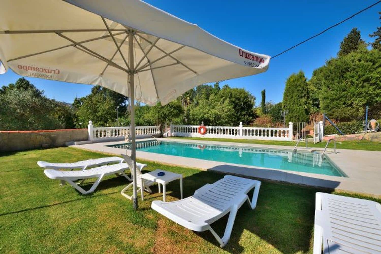 3 soveværelse Finca/Landehus til salg i Benaojan med swimmingpool garage - € 230.000 (Ref: 9101871)