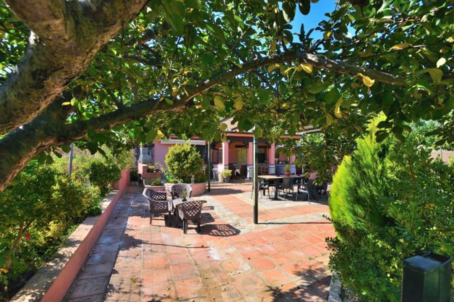 3 soveværelse Finca/Landehus til salg i Benaojan med swimmingpool garage - € 230.000 (Ref: 9101871)