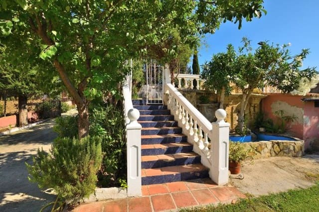 3 soveværelse Finca/Landehus til salg i Benaoján med swimmingpool garage - € 230.000 (Ref: 9101871)