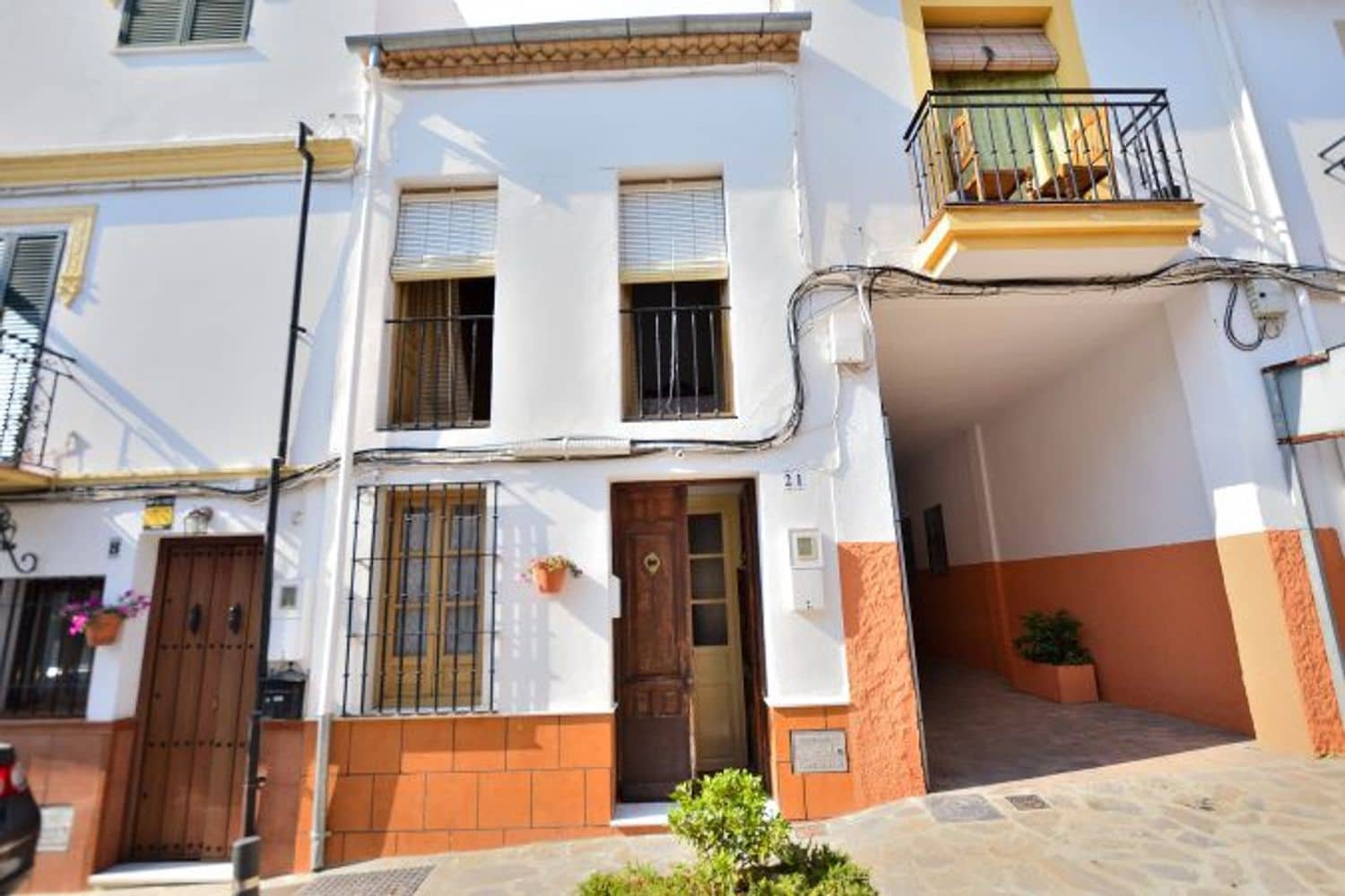 3 soverom Hus til salgs i Arriate med garasje - € 135 000 (Ref: 9101872)