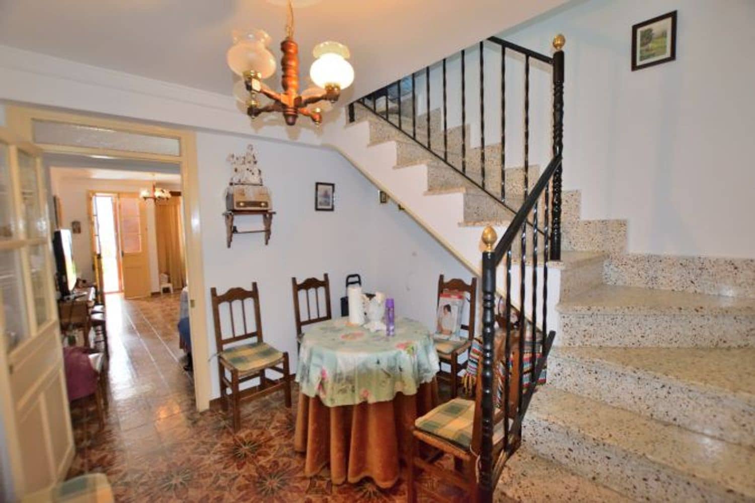 3 soverom Hus til salgs i Arriate med garasje - € 135 000 (Ref: 9101872)