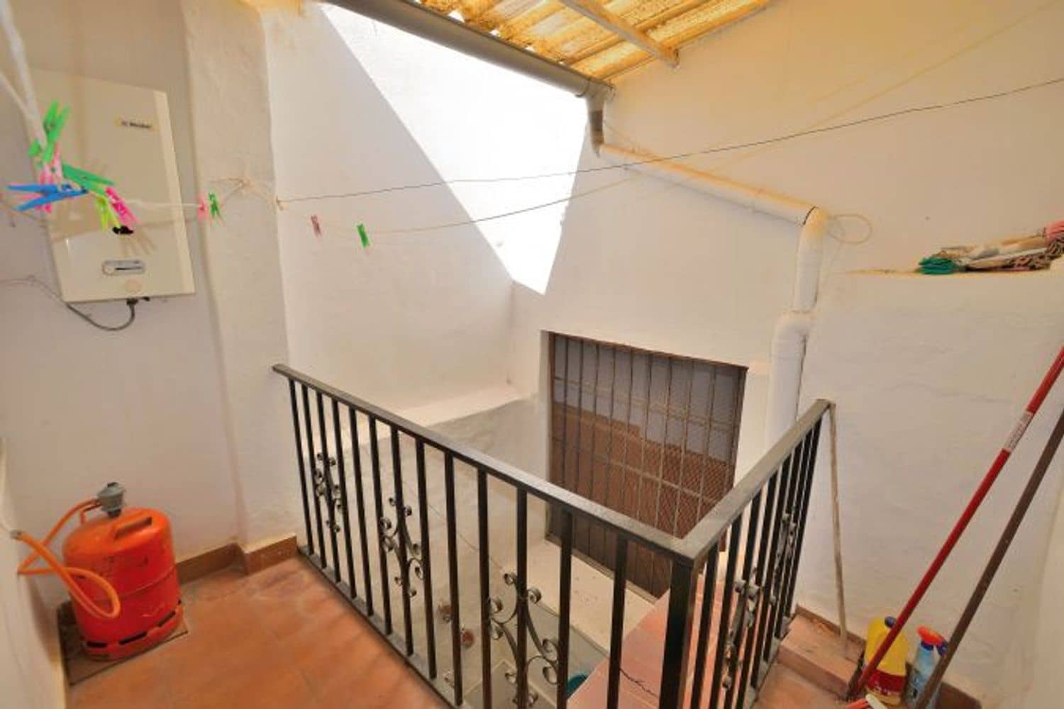 3 soverom Hus til salgs i Arriate med garasje - € 135 000 (Ref: 9101872)