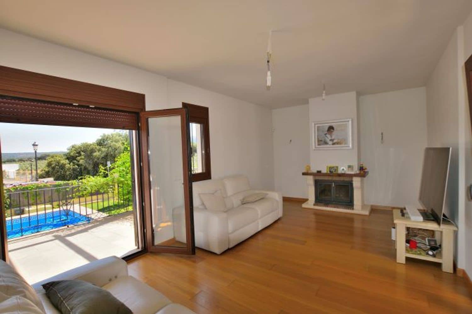 4 soveværelse Villa til salg i Ronda med swimmingpool garage - € 396.000 (Ref: 9101873)