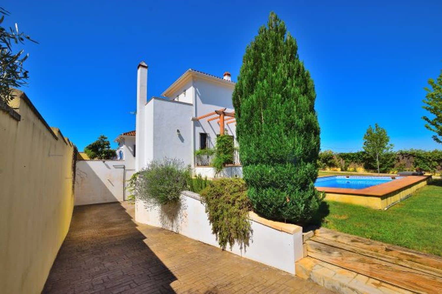 4 soveværelse Villa til salg i Ronda med swimmingpool garage - € 396.000 (Ref: 9101873)