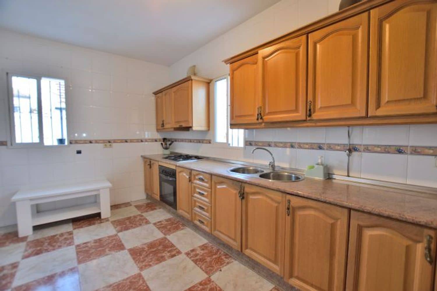 5 chambre Maison de Ville à vendre à Ronda avec garage - 170 000 € (Ref: 9108277)