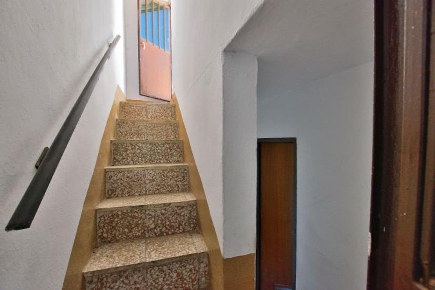 3 soveværelse Byhus til salg i Ronda med garage - € 110.000 (Ref: 9111763)