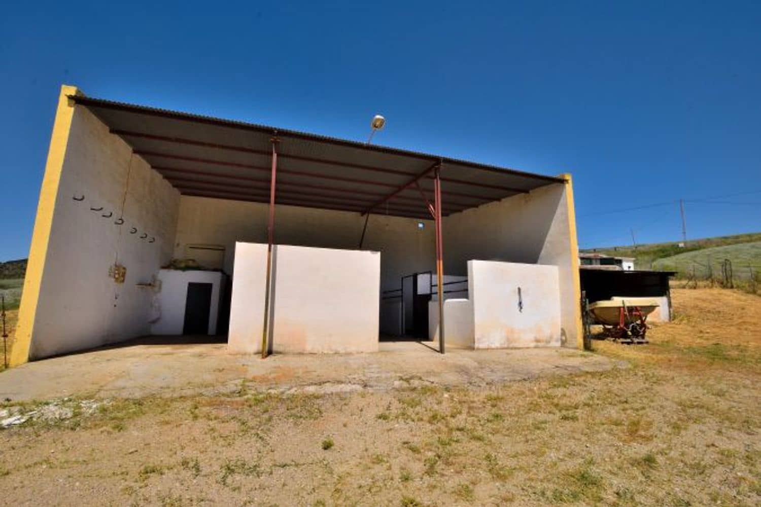 3 slaapkamer Finca/Landhuis te koop in Montecorto met garage - € 280.000 (Ref: 9111764)