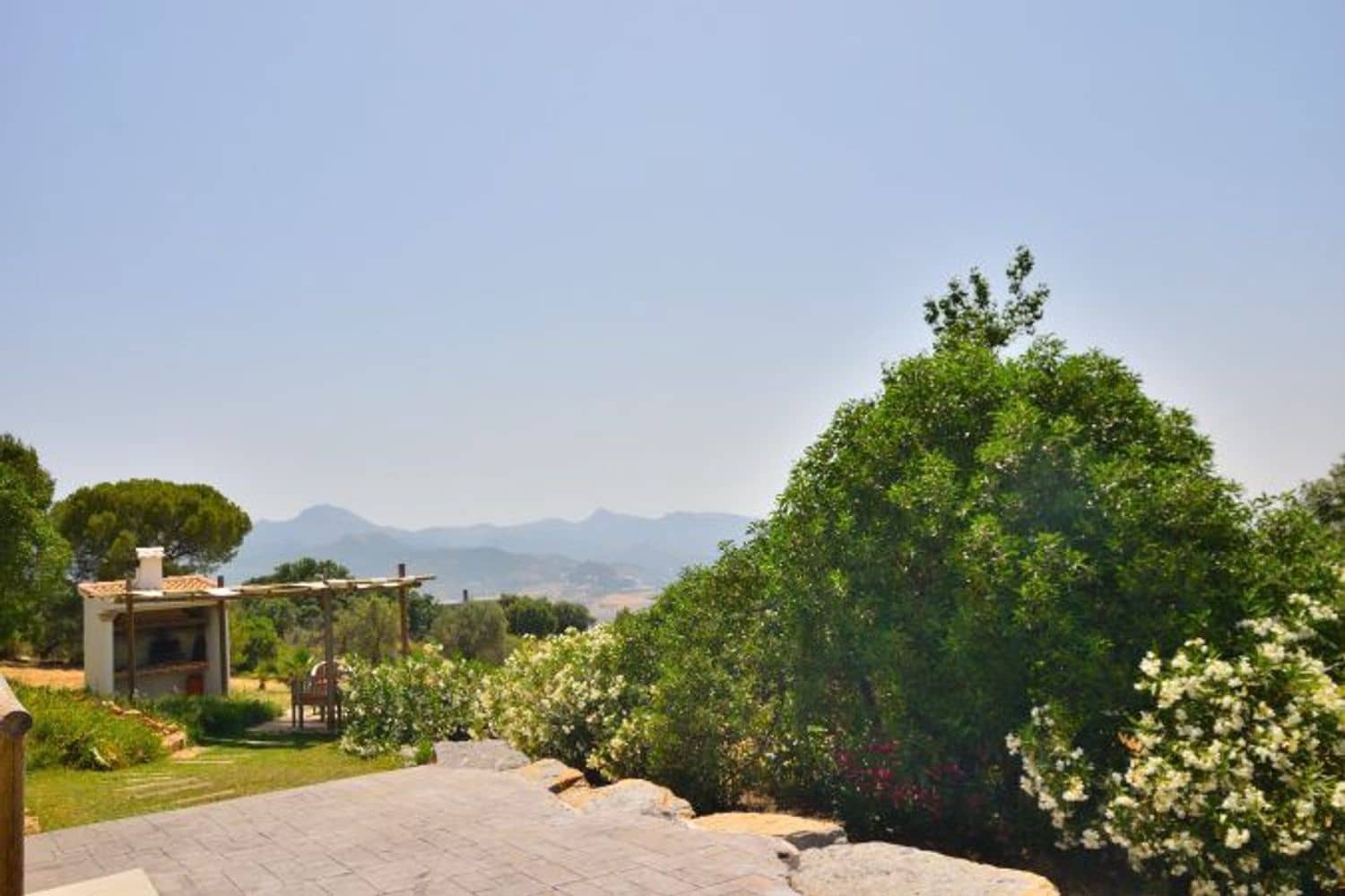 4 soveværelse Finca/Landehus til salg i El Gastor med swimmingpool garage - € 295.000 (Ref: 9111765)