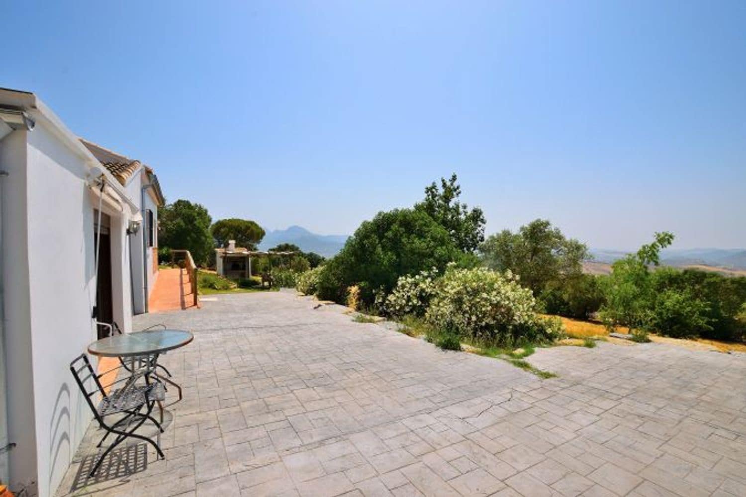 4 soveværelse Finca/Landehus til salg i El Gastor med swimmingpool garage - € 295.000 (Ref: 9111765)