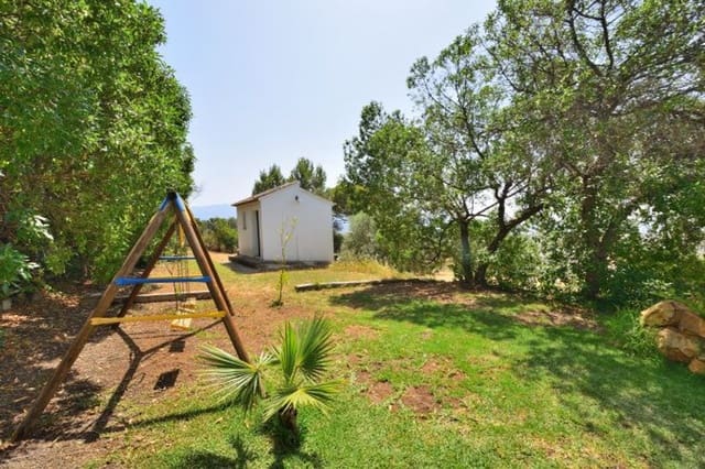 4 soveværelse Finca/Landehus til salg i El Gastor med swimmingpool garage - € 295.000 (Ref: 9111765)