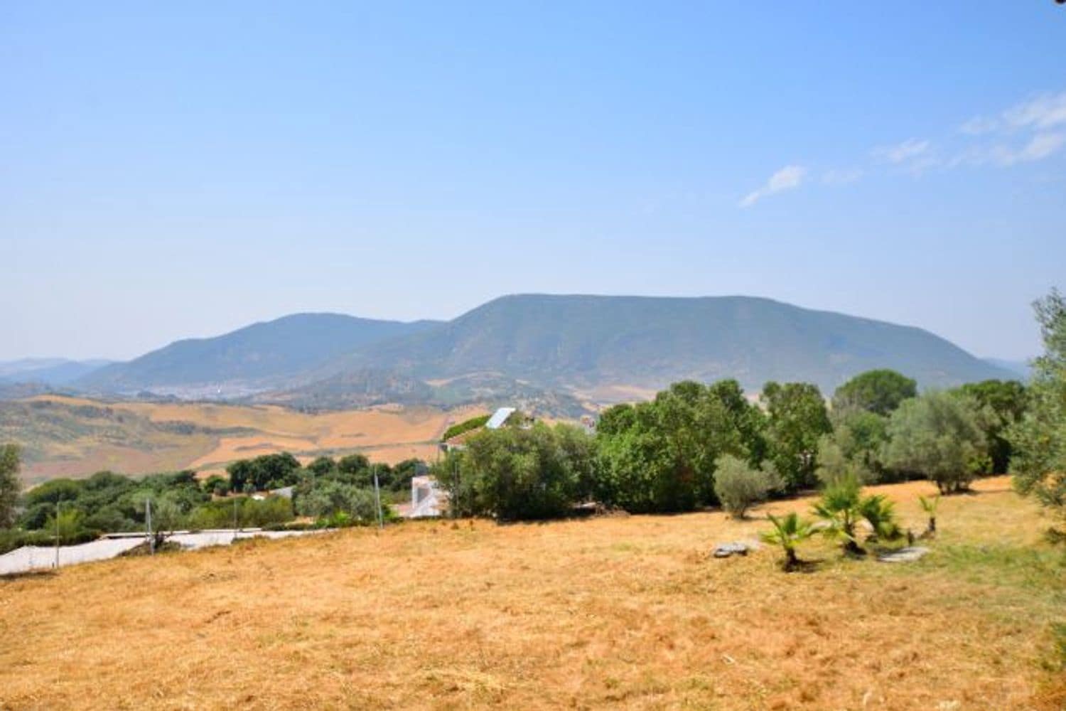 4 soveværelse Finca/Landehus til salg i El Gastor med swimmingpool garage - € 295.000 (Ref: 9111765)