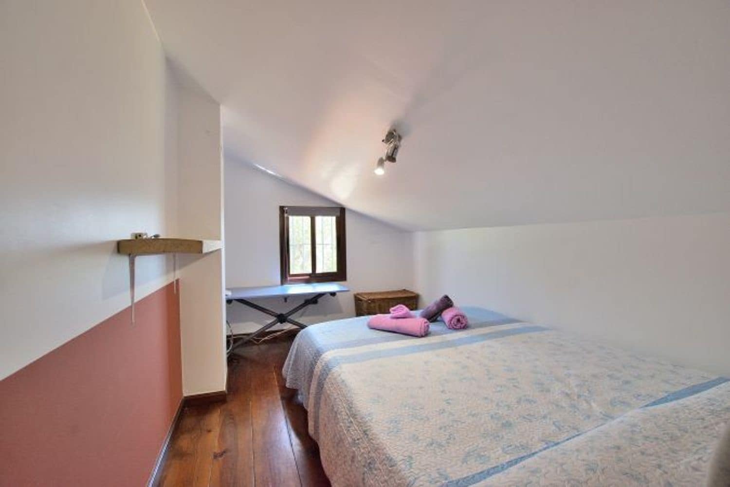 4 soveværelse Finca/Landehus til salg i El Gastor med swimmingpool garage - € 295.000 (Ref: 9111765)