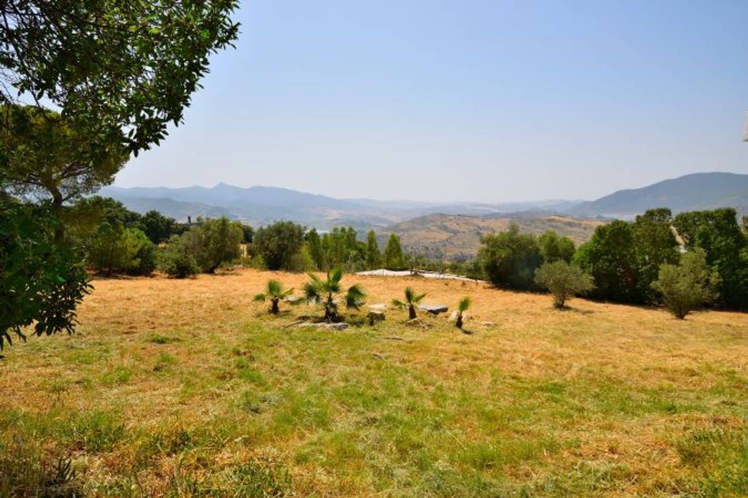 4 soveværelse Finca/Landehus til salg i El Gastor med swimmingpool garage - € 295.000 (Ref: 9111765)