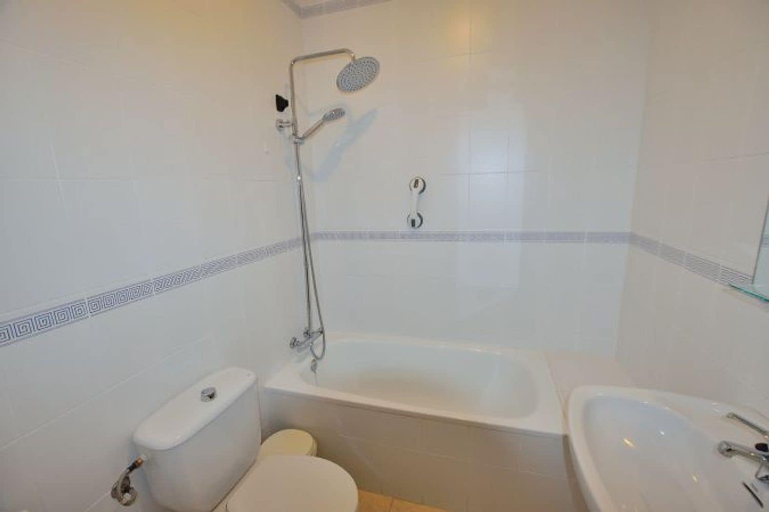 4 soveværelse Byhus til salg i El Gastor med garage - € 130.000 (Ref: 9142569)