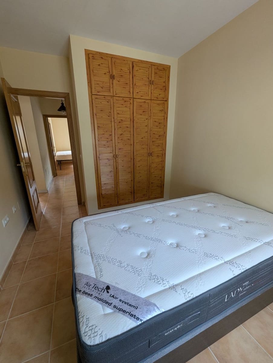 5 soveværelse Byhus til salg i Benaojan med swimmingpool garage - € 199.500 (Ref: 9145216)