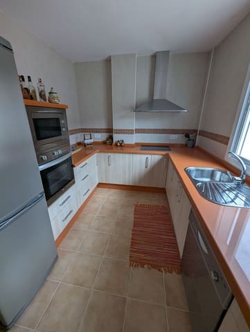 5 soveværelse Byhus til salg i Benaoján med swimmingpool garage - € 199.500 (Ref: 9145216)