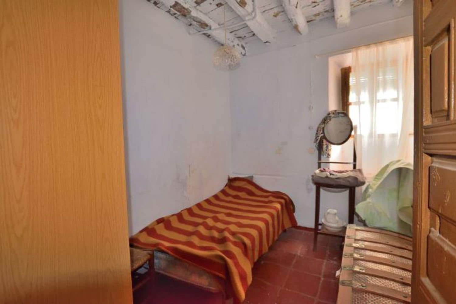 3 soveværelse Byhus til salg i Cartajima med garage - € 49.000 (Ref: 9202100)