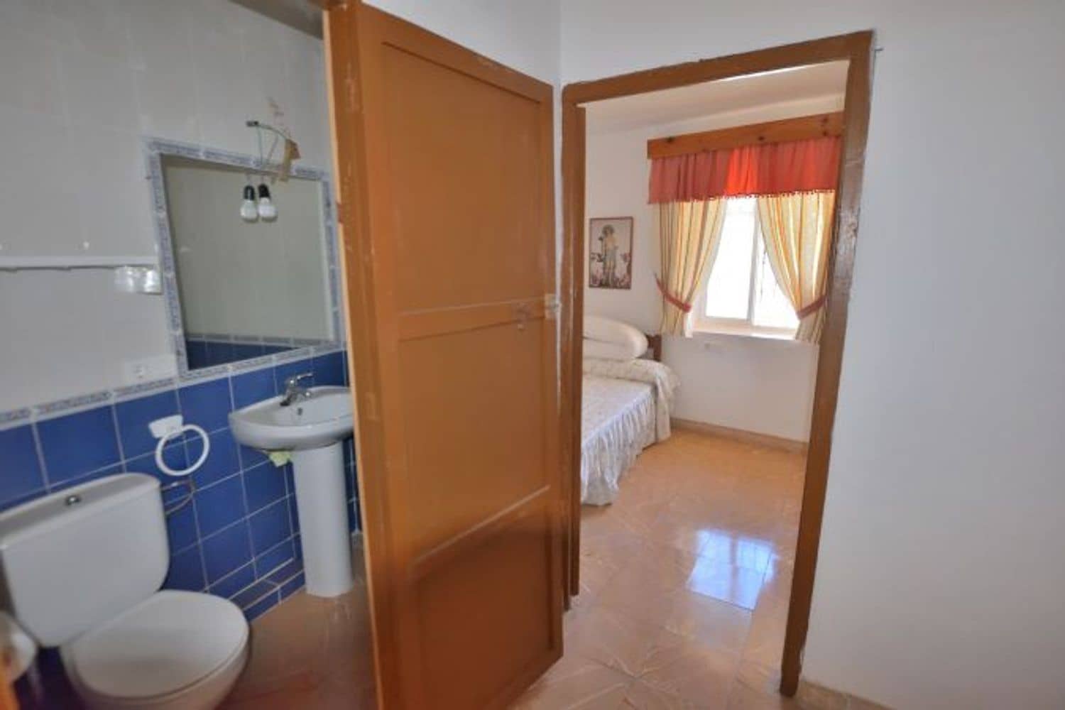 4 soveværelse Byhus til salg i Farajan med garage - € 79.000 (Ref: 9202101)