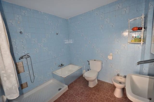 4 bedroom Townhouse for sale in Faraján with garage - € 79,000 (Ref: 9202101)