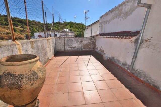 4 bedroom Townhouse for sale in Faraján with garage - € 79,000 (Ref: 9202101)
