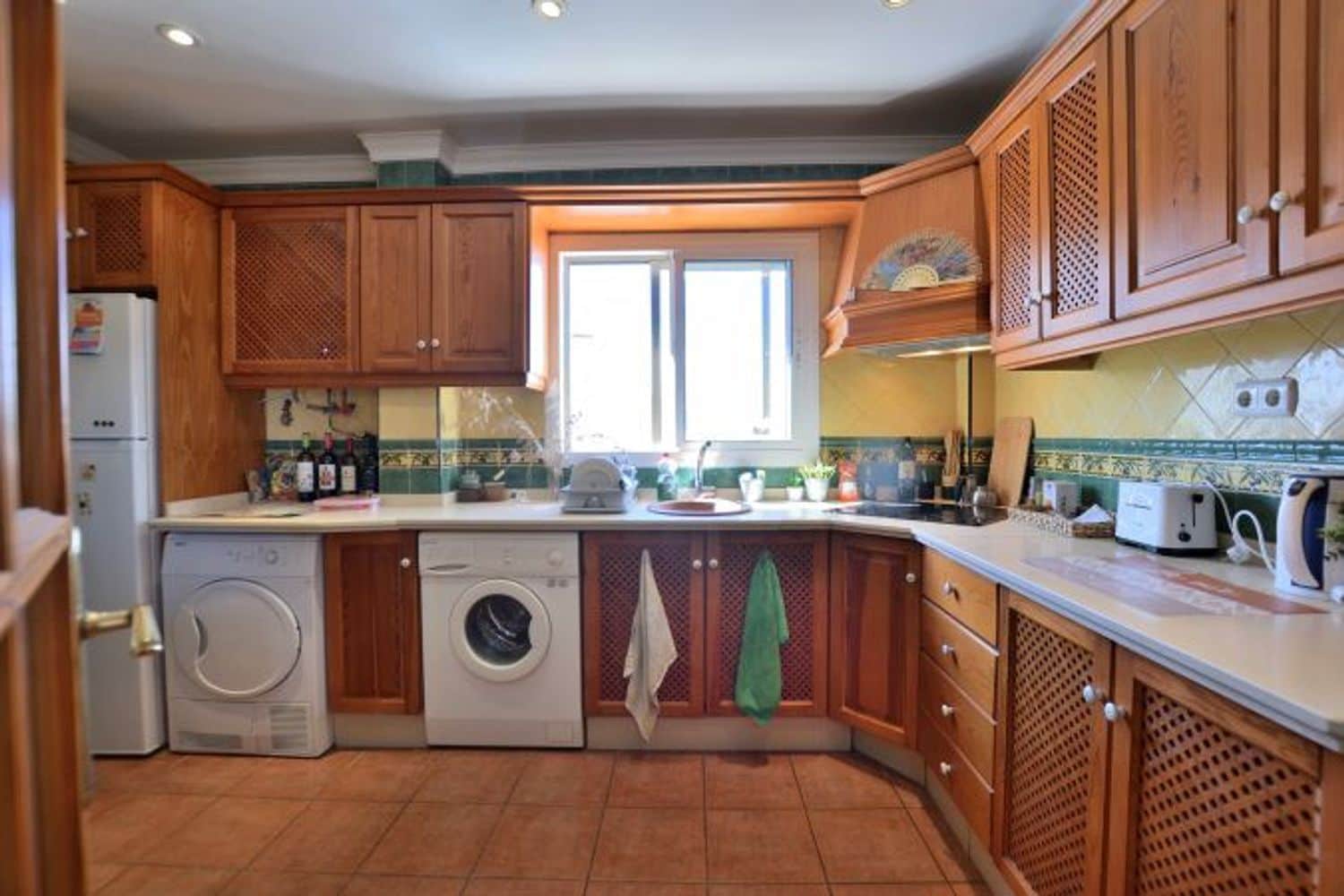 3 soveværelse Lejlighed til salg i Ronda med garage - € 155.000 (Ref: 9284039)